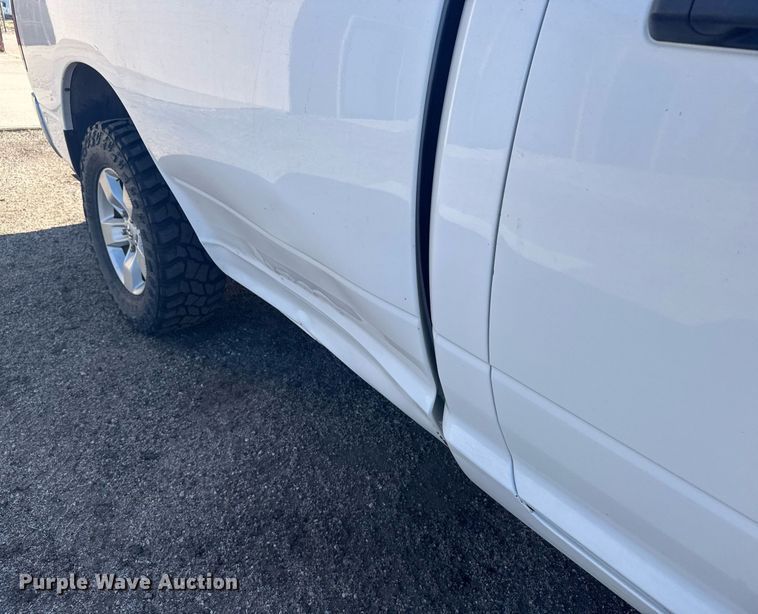 image for item EG6462 2017 Dodge Ram 1500 pickup truck