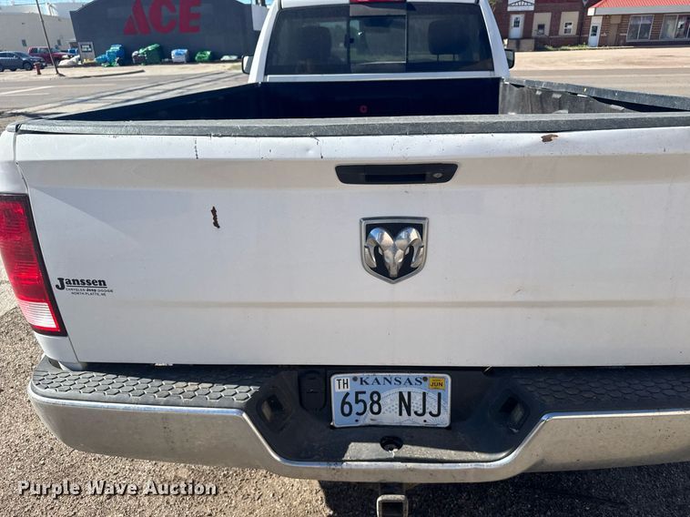 image for item EG6462 2017 Dodge Ram 1500 pickup truck