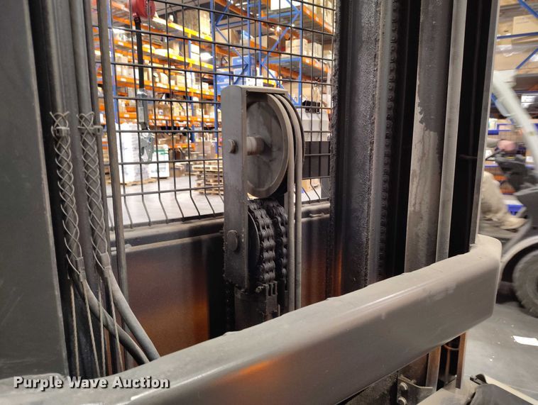 image for item EH0328 2015 Crown SP3520-30 order picker