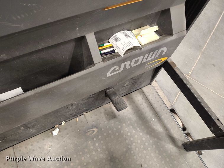 image for item EH0328 2015 Crown SP3520-30 order picker