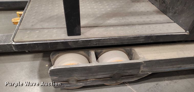 image for item EH0328 2015 Crown SP3520-30 order picker