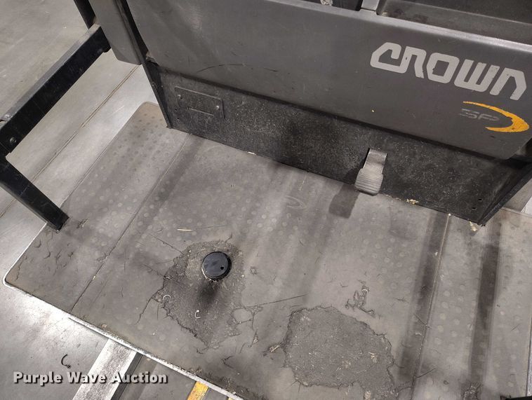 image for item EH0329 2018 Crown SP4050-30 order picker