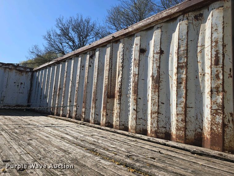 image for item EH8865 1987 GMC C7 grain truck