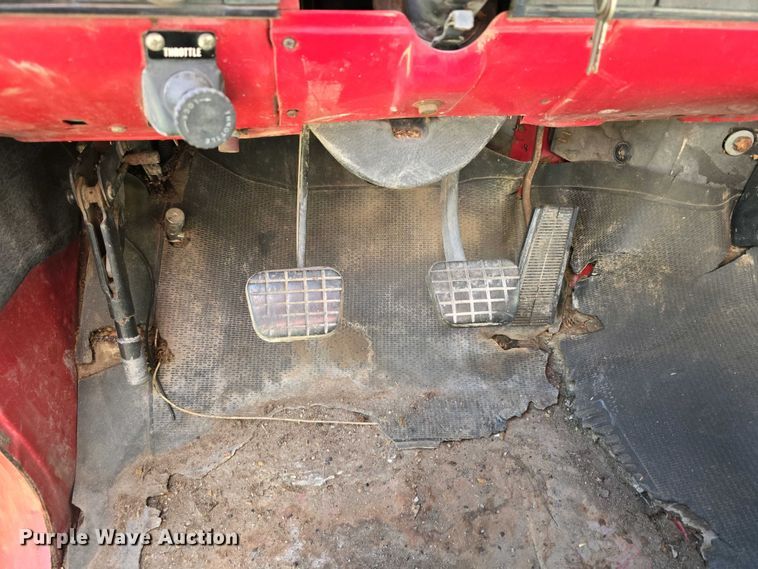 image for item EH8865 1987 GMC C7 grain truck