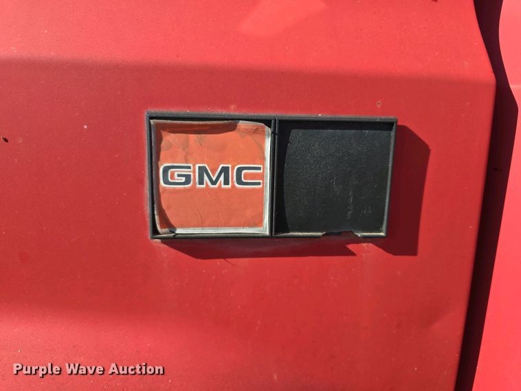 image for item EH8865 1987 GMC C7 grain truck