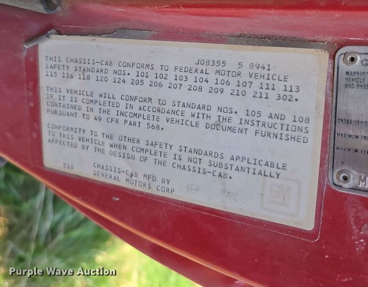 image for item EH8865 1987 GMC C7 grain truck