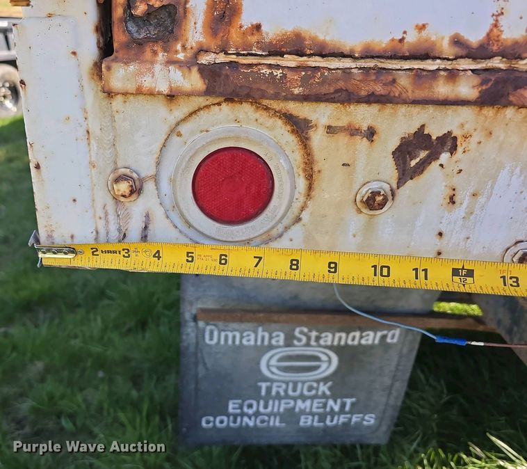 image for item EH8866 1991 Chevrolet Kodiak C7 grain truck