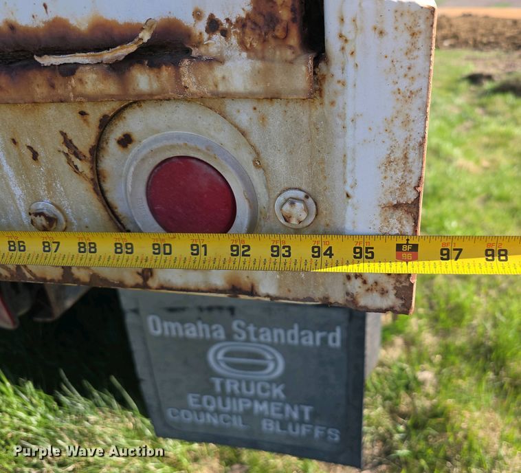 image for item EH8866 1991 Chevrolet Kodiak C7 grain truck