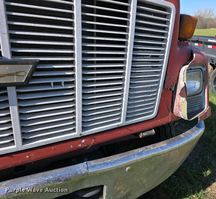 image for item EH8866 1991 Chevrolet Kodiak C7 grain truck