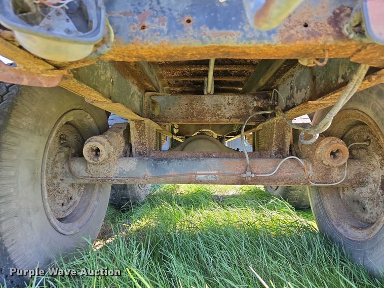 image for item EH8866 1991 Chevrolet Kodiak C7 grain truck