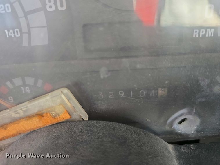 image for item EH8866 1991 Chevrolet Kodiak C7 grain truck