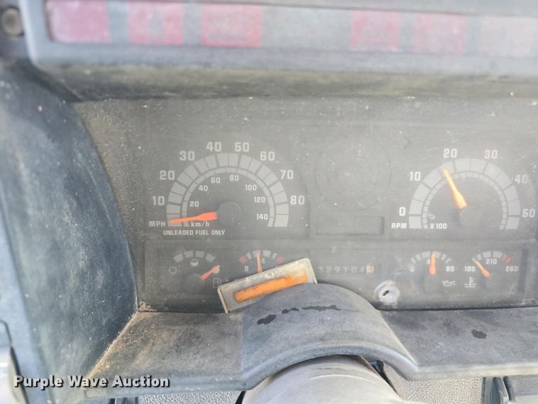 image for item EH8866 1991 Chevrolet Kodiak C7 grain truck