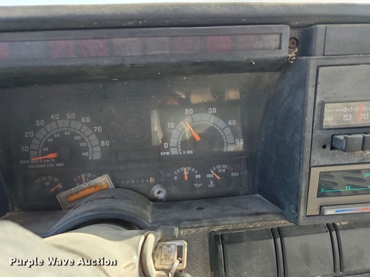 image for item EH8866 1991 Chevrolet Kodiak C7 grain truck