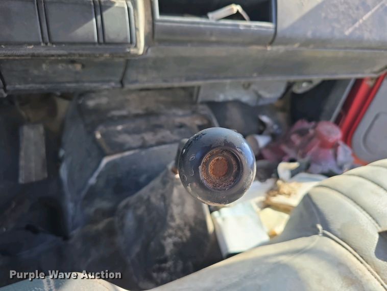 image for item EH8866 1991 Chevrolet Kodiak C7 grain truck