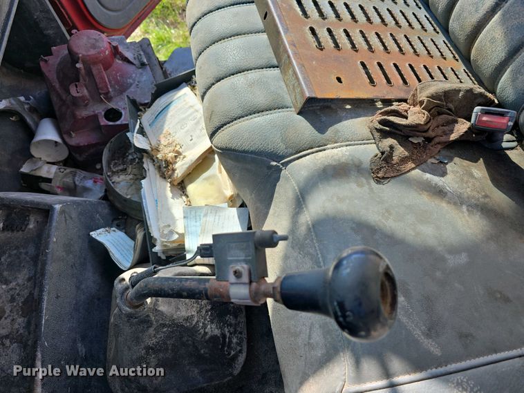 image for item EH8866 1991 Chevrolet Kodiak C7 grain truck