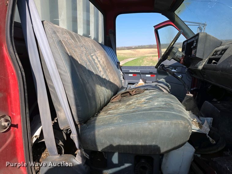 image for item EH8866 1991 Chevrolet Kodiak C7 grain truck