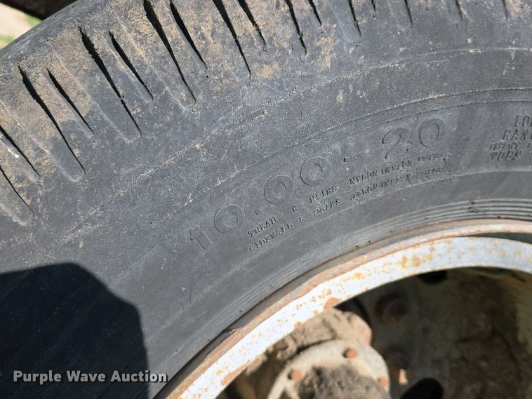 image for item EH8866 1991 Chevrolet Kodiak C7 grain truck