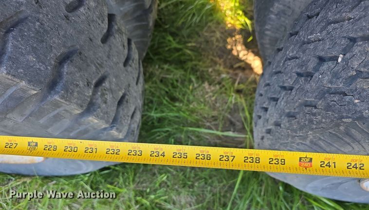 image for item EH8866 1991 Chevrolet Kodiak C7 grain truck