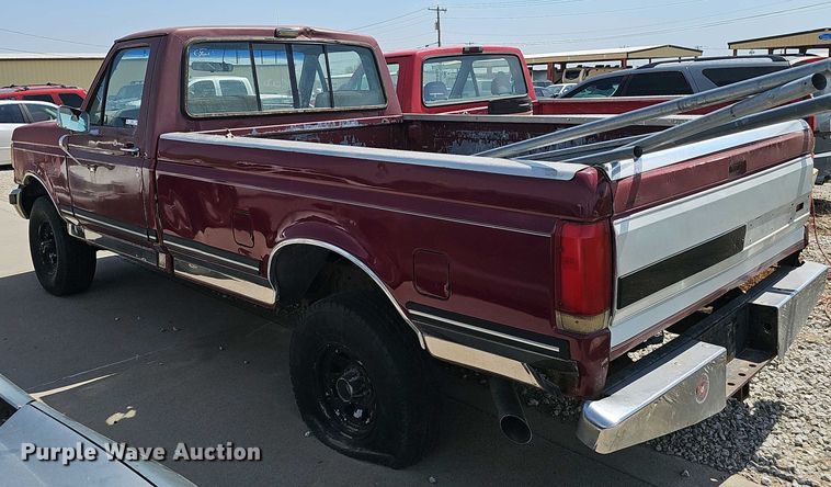 image for item EH8886 1990 Ford F150 pickup truck