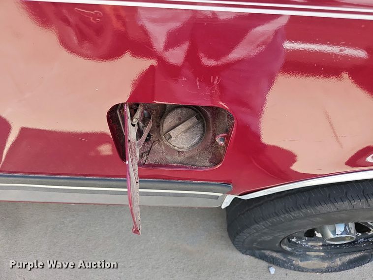 image for item EH8886 1990 Ford F150 pickup truck