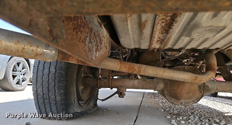 image for item EH8886 1990 Ford F150 pickup truck