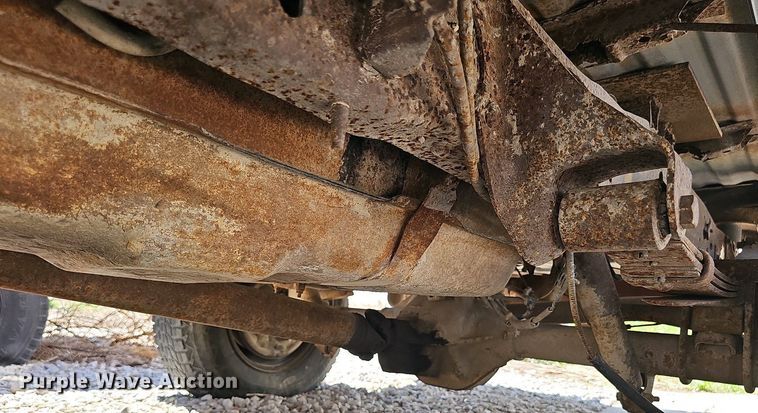 image for item EH8886 1990 Ford F150 pickup truck