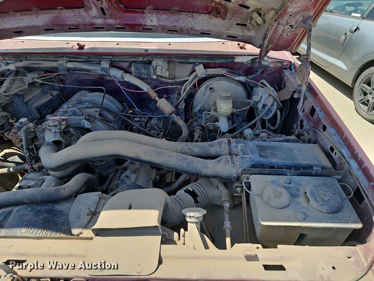 image for item EH8886 1990 Ford F150 pickup truck