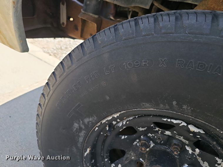 image for item EH8886 1990 Ford F150 pickup truck