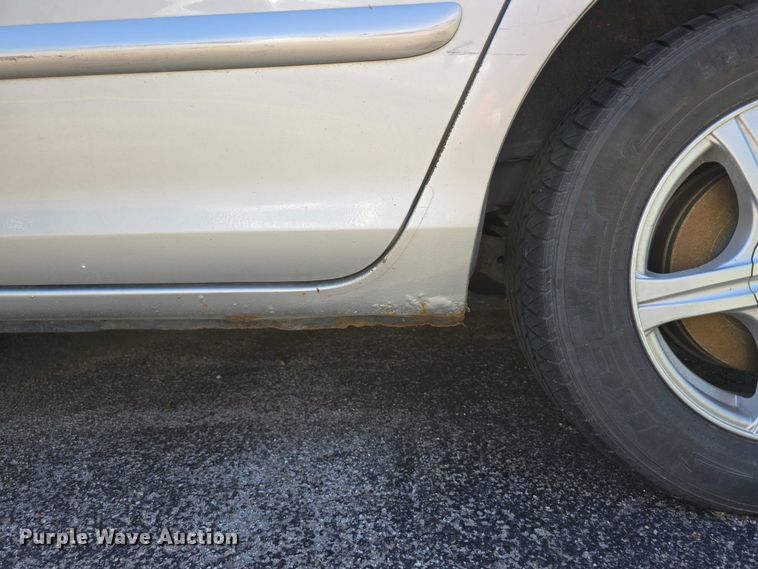 image for item EH8954 2006 Toyota Sienna LE van