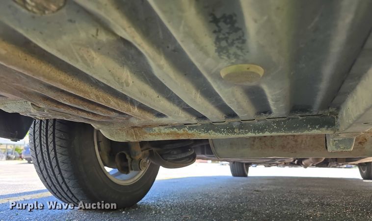 image for item EH8954 2006 Toyota Sienna LE van