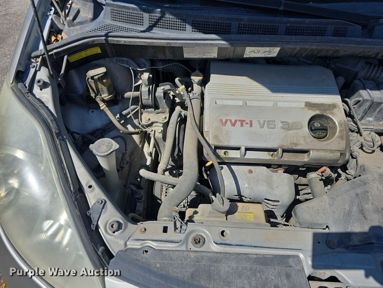 image for item EH8954 2006 Toyota Sienna LE van