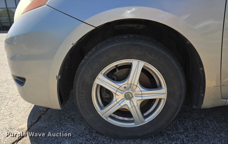 image for item EH8954 2006 Toyota Sienna LE van