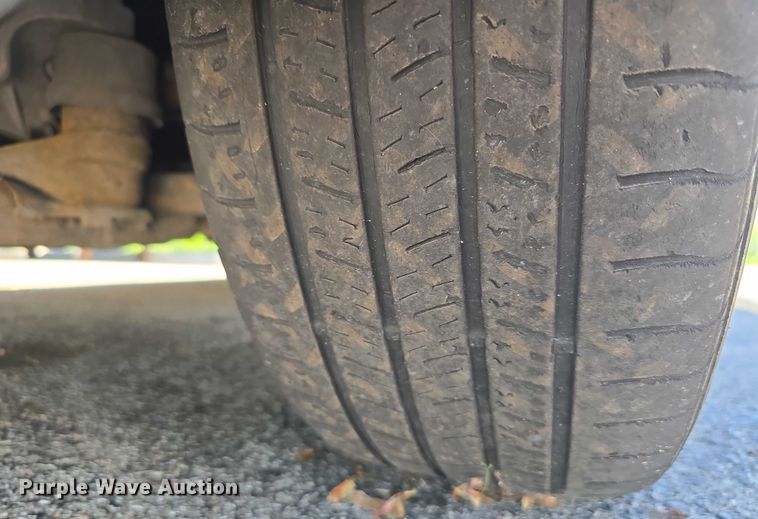 image for item EH8954 2006 Toyota Sienna LE van