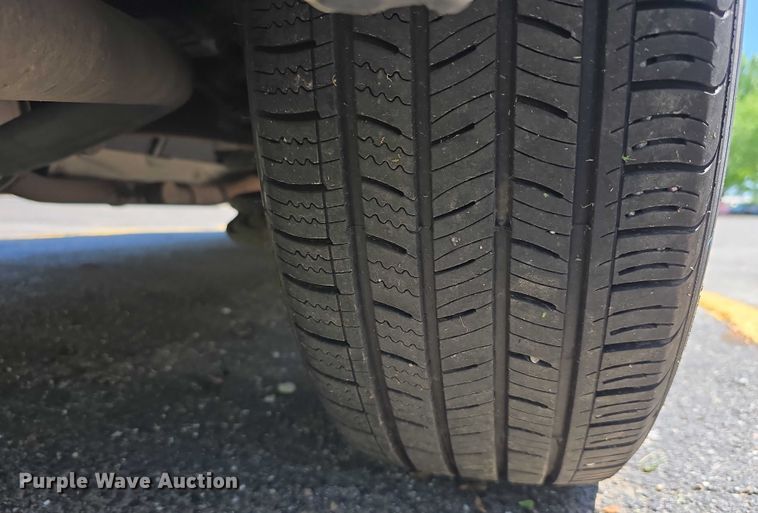 image for item EH8954 2006 Toyota Sienna LE van