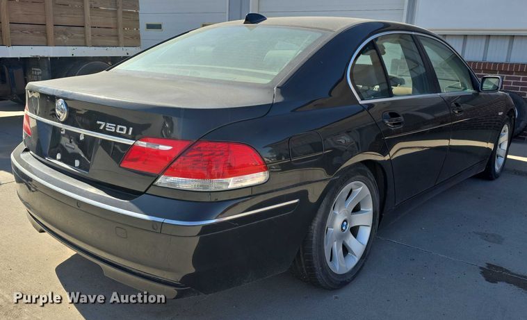 image for item EH8956 2006 BMW 750I 