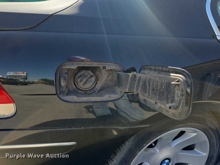 image for item EH8956 2006 BMW 750I 