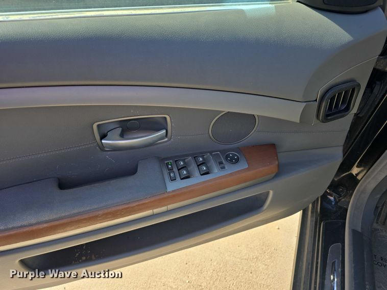 image for item EH8956 2006 BMW 750I 