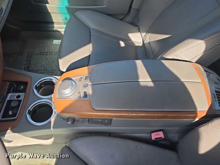 image for item EH8956 2006 BMW 750I 