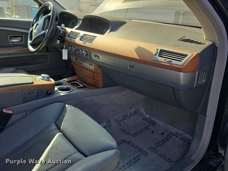 image for item EH8956 2006 BMW 750I 