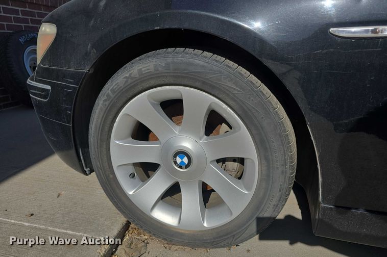 image for item EH8956 2006 BMW 750I 