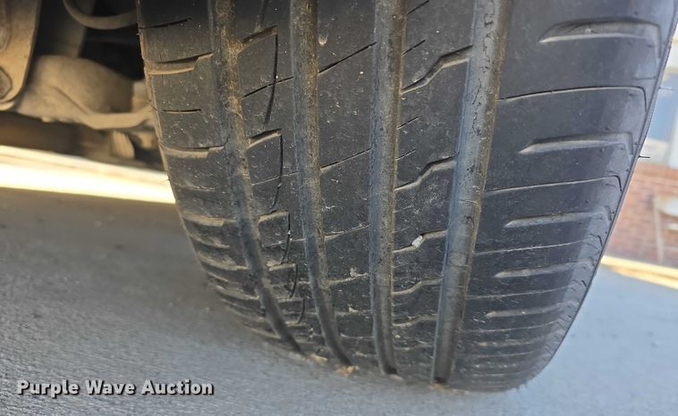 image for item EH8956 2006 BMW 750I 