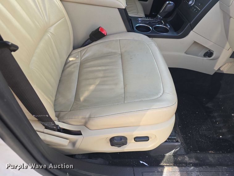 image for item EH8957 2014 Ford Flex SEL SUV