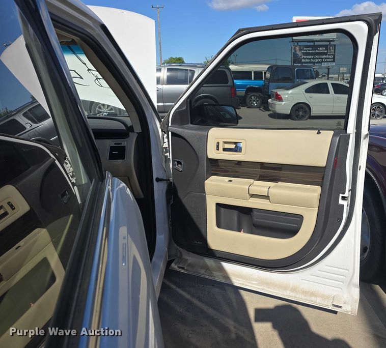 image for item EH8957 2014 Ford Flex SEL SUV