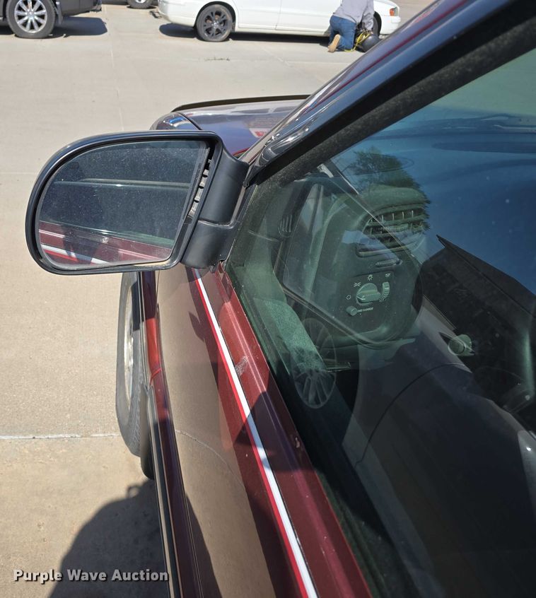 image for item EH8958 1999 Chevrolet Blazer LS SUV