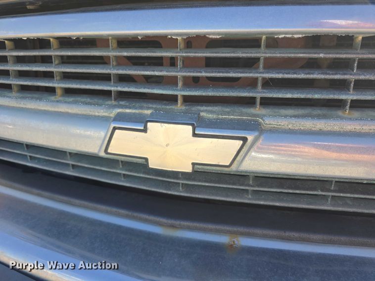 image for item EH8958 1999 Chevrolet Blazer LS SUV