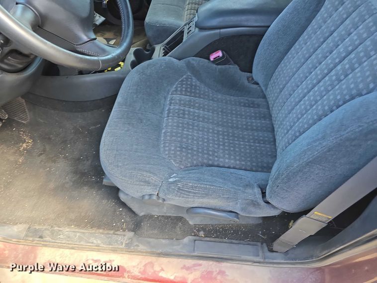 image for item EH8958 1999 Chevrolet Blazer LS SUV