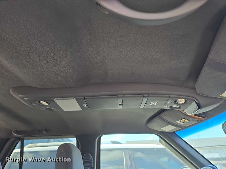 image for item EH8958 1999 Chevrolet Blazer LS SUV