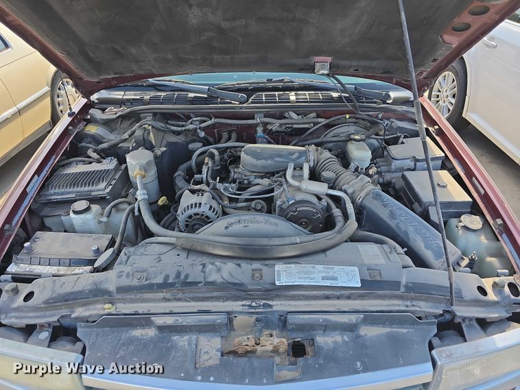 image for item EH8958 1999 Chevrolet Blazer LS SUV