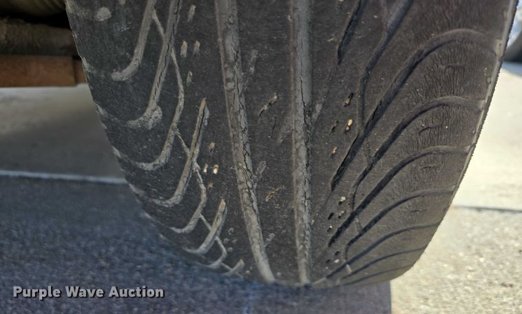 image for item EH8958 1999 Chevrolet Blazer LS SUV