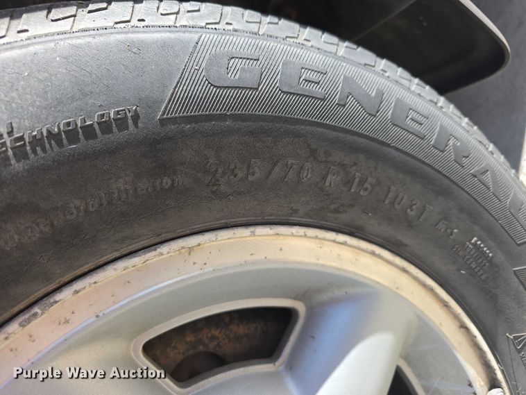 image for item EH8958 1999 Chevrolet Blazer LS SUV